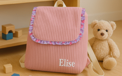 Sac personnalisé maternelle : pourquoi offrir un sac à dos fait main pour bébé ?