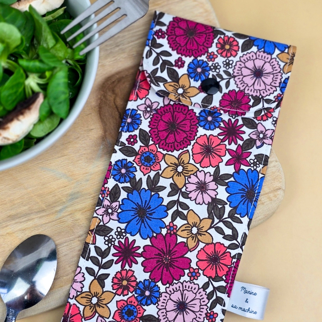 Etui a couvert impermeable fleuri brigitte