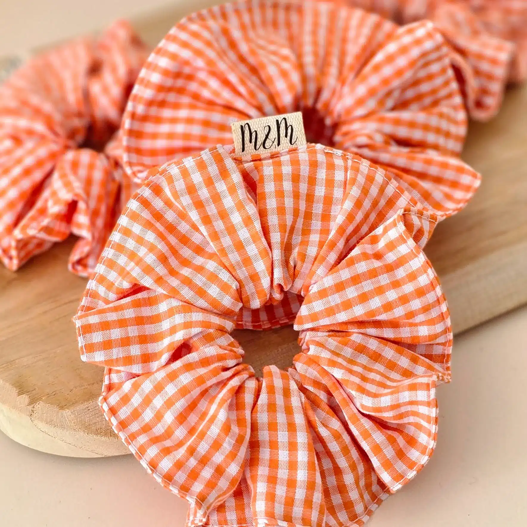 Chouchou vichy orange fait main