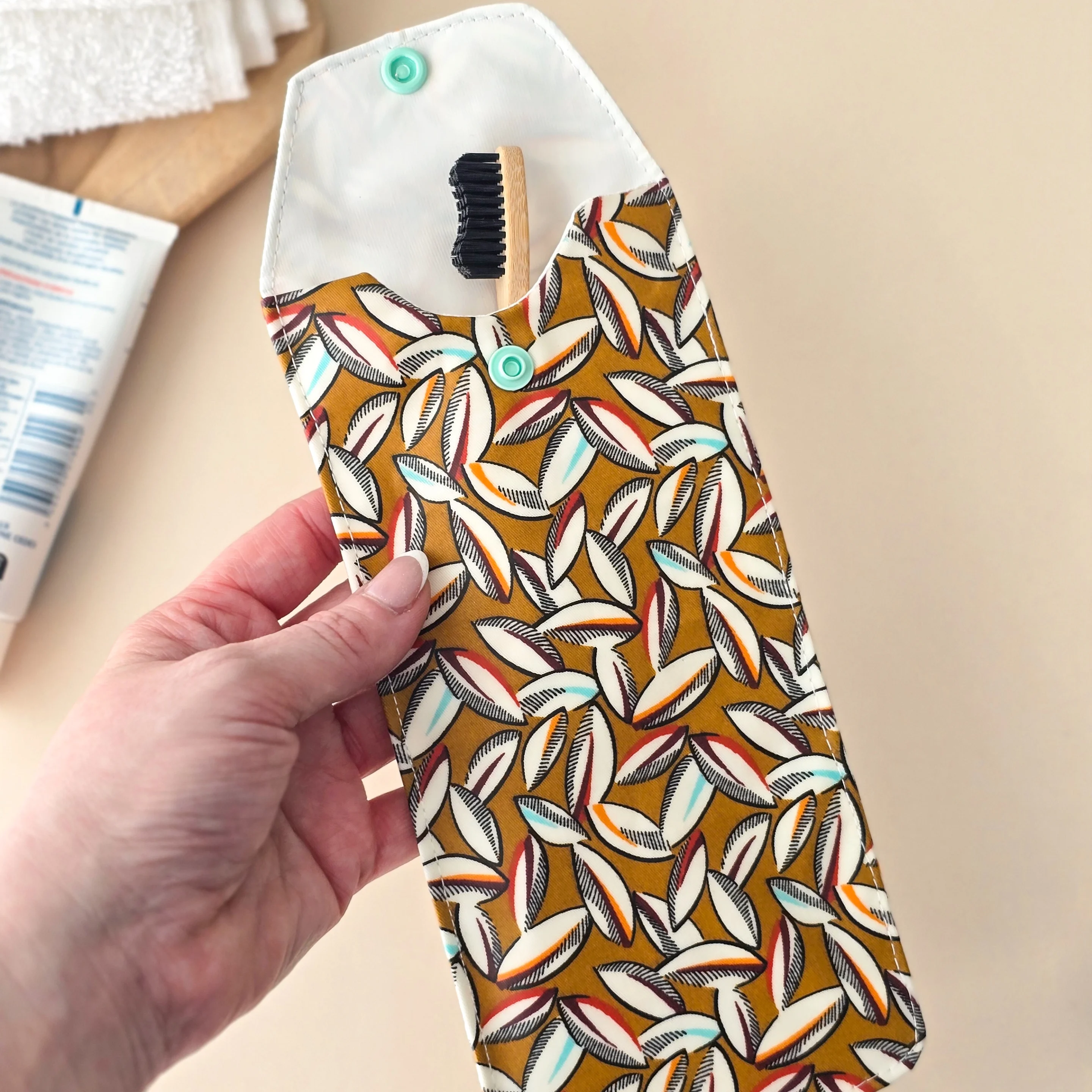 etui brosse a dent coffee ouvert présentation