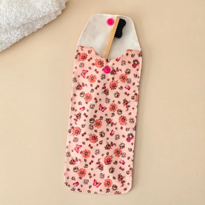 etui brosse a dent papillons ouvert présentation