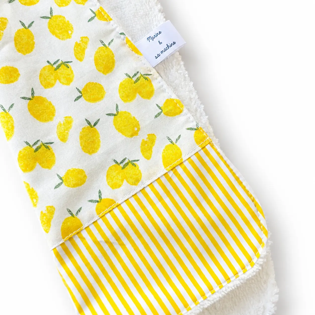Serviette elastique maternelle détails