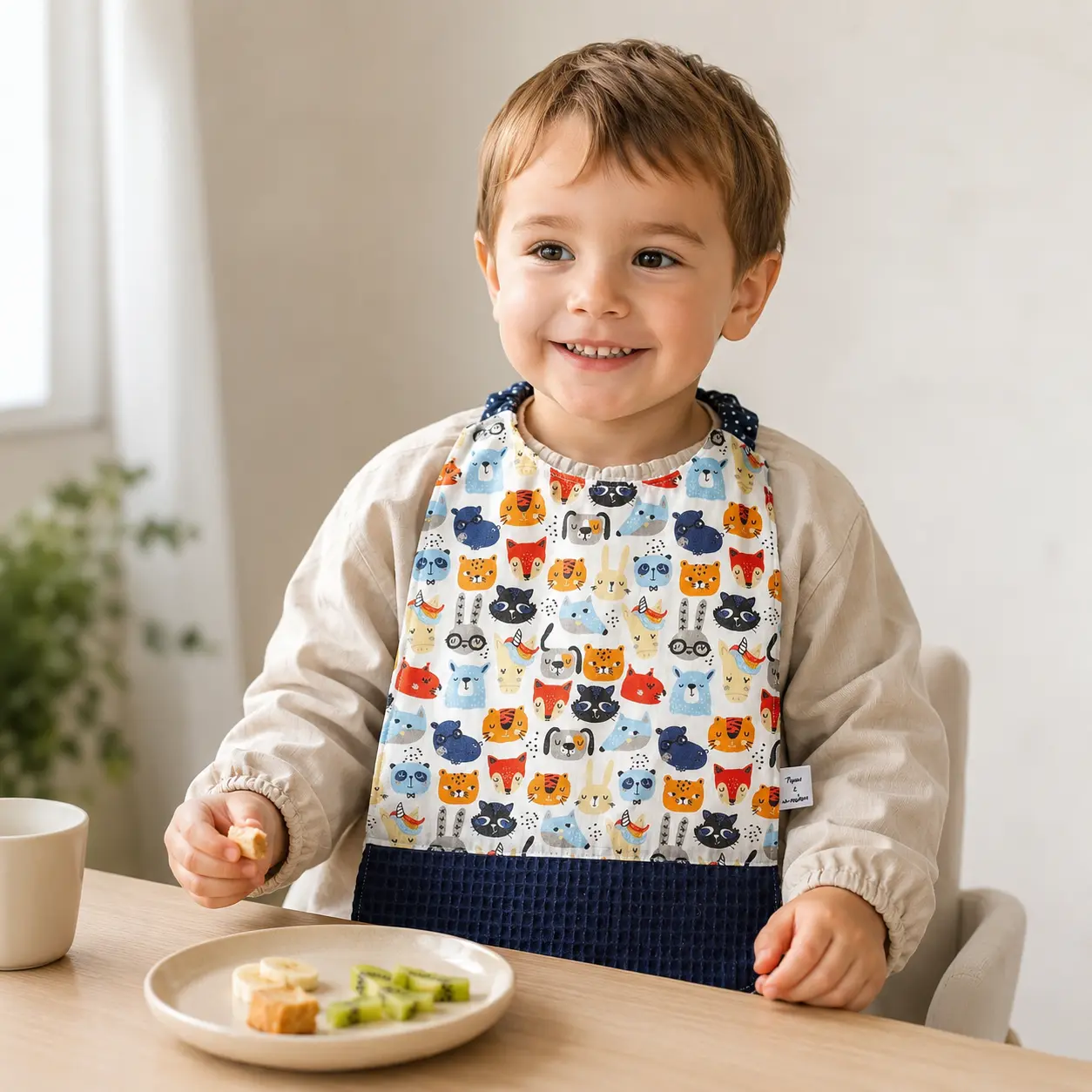 Serviette de table elastique pour enfant
