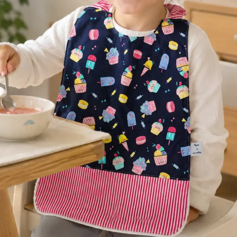 Serviette de table élastiquée maternelle details