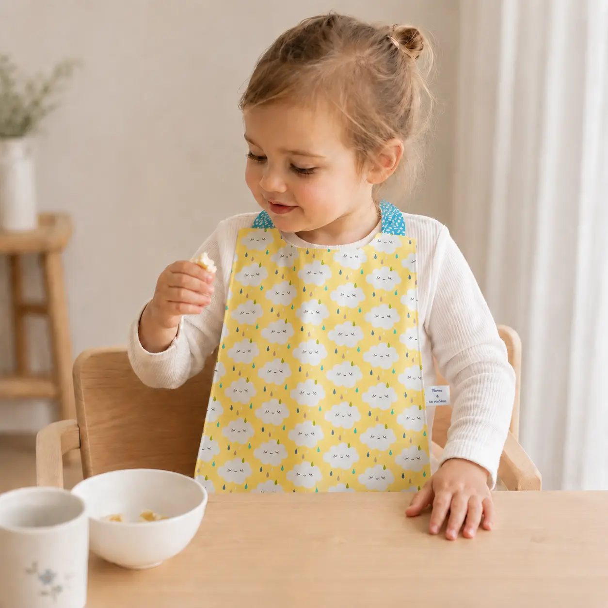 Serviette élastique maternelle nuage - portée