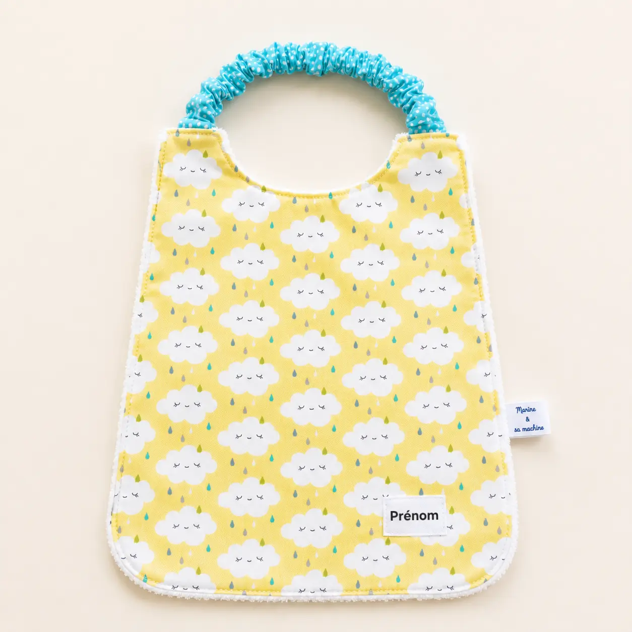 Serviette élastique maternelle nuage - prénom