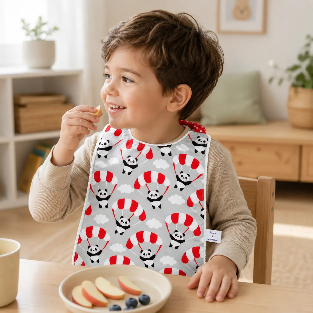 Serviette élastique maternelle panda portée