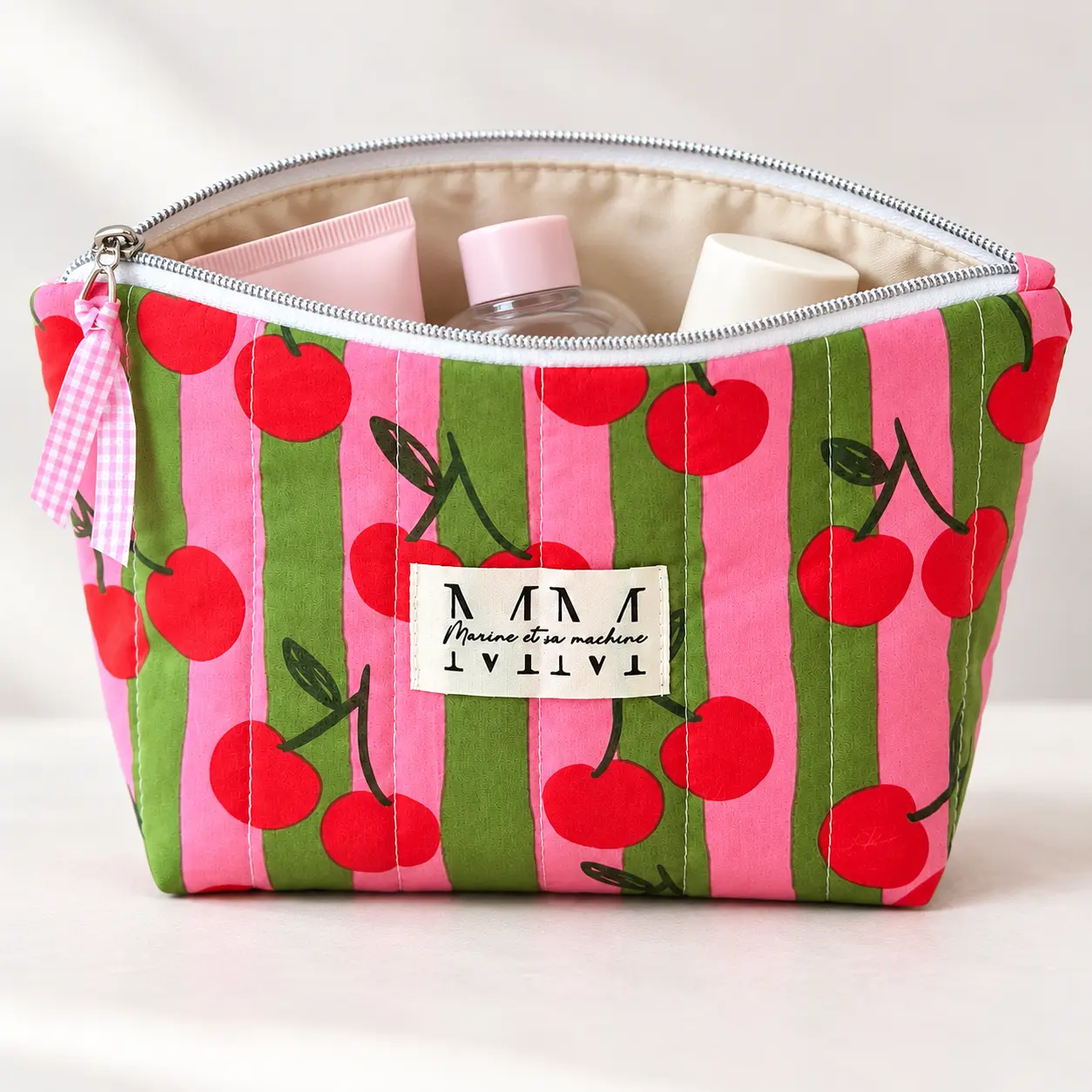 Trousse en tissu ouverte